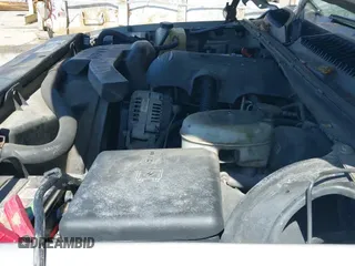 2003 Chevrolet Tahoe LT z VIN 1GNEK13Z83J107450, wystawiony jako IAAI lot #42006801 z przebiegiem 310 767 mil mil oraz . Historia ofert i sprzedaży dostępna na DreamBid. Obrazek 19.
