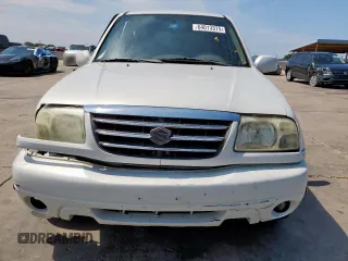 2003 Suzuki XL7 Touring with VIN JS3TY92V334105374, listed as a Copart auction lot 64013375 with 177,939 mi miles and Salvage title. Bid and sale history available at DreamBid. Image 5.
