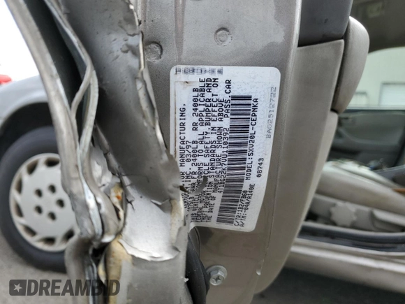 1997 Toyota Camry LE z VIN 4T1BG22K7VU110392, wystawiony jako Copart lot #51443345 z przebiegiem Nie podano mil oraz Szkoda całkowita • Salvage title. Historia ofert i sprzedaży dostępna na DreamBid. Obrazek 12.