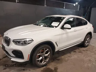 2020 BMW X4 xDrive30i with VIN 5UX2V1C08LLE68011, listed as a IAAI auction lot 41389958 with 119,391 mi miles. Bid and sale history available at carsss.com. Image 2.