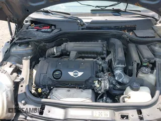 2009 MINI Convertible с VIN WMWMR33569TJ93991, выставлен на аукционе IAAI как лот 42382783 с пробегом Не указан миль и . История ставок и продаж доступна на DreamBid. Изображение 6.