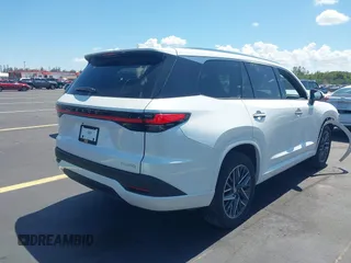 2025 Lexus TX 350 with VIN 5TDAAAA69SS014733, listed as a IAAI auction lot 42481473 with 1,592 mi miles and . Bid and sale history available at DreamBid. Image 4.