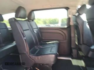 2018 Mercedes-Benz Metris Passenger z VIN WD4PG2EE4J3492287, wystawiony jako Copart lot #59262915 z przebiegiem 252 020 mil mil oraz Czysty tytuł • Clean title. Historia ofert i sprzedaży dostępna na DreamBid. Obrazek 11.