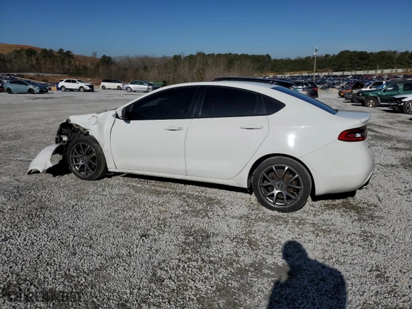 2013 Dodge Dart GT with VIN 1C3CDFCB9DD326836, listed as a Copart auction lot 43646695 with 179,018 mi miles and Salvage Title. Bid and sale history available at carsss.com. Image 2.
