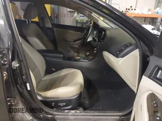 2013 Kia Optima EX z VIN 5XXGN4A77DG257728, wystawiony jako IAAI lot #41735459 z przebiegiem 262 740 mil mil oraz . Historia ofert i sprzedaży dostępna na DreamBid. Obrazek 5.