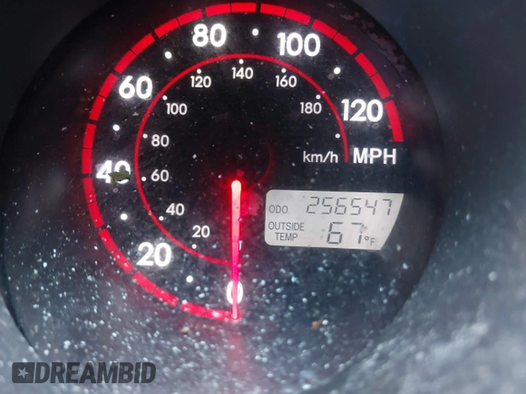 2007 Pontiac Vibe with VIN 5Y2SL65857Z433353, listed as a IAAI auction lot 41829714 with 256,547 mi miles. Bid and sale history available at carsss.com. Image 15.