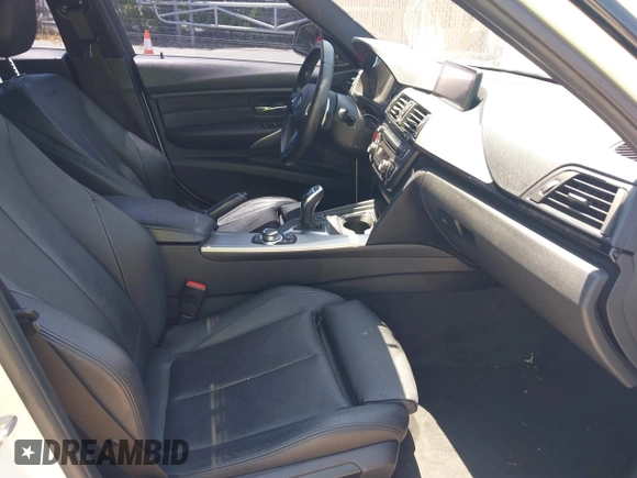 2013 BMW 3 Series 335i with VIN WBA3A9C53DF476040, listed as a IAAI auction lot 42732396 with 96,924 mi miles and . Bid and sale history available at DreamBid. Image 5.
