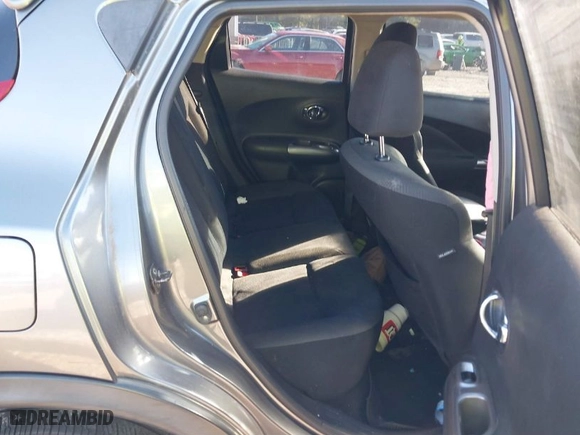 2013 Nissan Juke S with VIN JN8AF5MR6DT203041, listed as a IAAI auction lot 40847523 with 175,704 mi miles. Bid and sale history available at carsss.com. Image 8.
