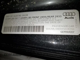 2004 Audi A8 with VIN WAUML44E04N024293, listed as a Copart auction lot 60246125 with 161,278 mi miles and Salvage title. Bid and sale history available at DreamBid. Image 12.