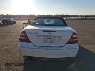 2005 Mercedes-Benz CLK 500 z VIN WDBTK75G75T049996, wystawiony jako Copart lot #47252015 z przebiegiem 141 969 mil mil oraz Szkoda całkowita • Salvage title. Historia ofert i sprzedaży dostępna na DreamBid. Obrazek 6.
