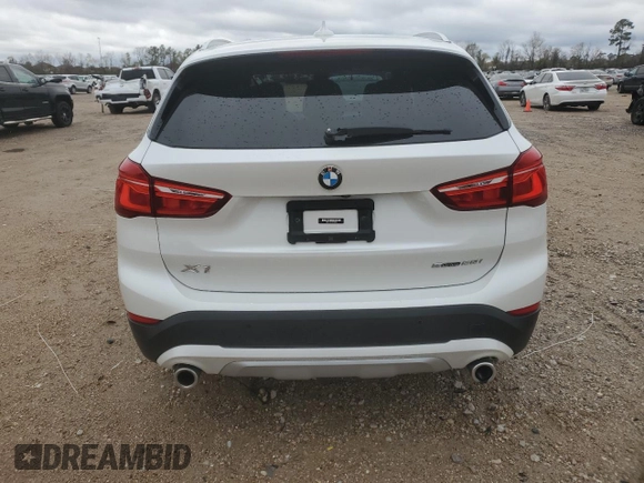 2022 BMW X1 sDrive28i with VIN WBXJG7C07N5V29446, listed as a Copart auction lot 88263585 with 46,234 mi miles and Salvage Title. Bid and sale history available at carsss.com. Image 7.