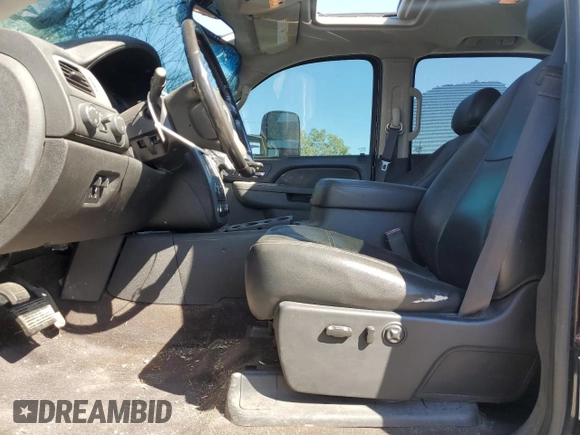 2013 Chevrolet Silverado 3500HD LTZ with VIN 1GC4K1C89DF172128, listed as a Copart auction lot 74984854 with 176,036 mi miles and Salvage Title. Bid and sale history available at carsss.com. Image 7.