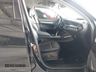 2018 Alfa Romeo Stelvio Sport z VIN ZASFAKPN9J7B70085, wystawiony jako IAAI lot #40823547 z przebiegiem Nie podano mil oraz . Historia ofert i sprzedaży dostępna na DreamBid. Obrazek 5.