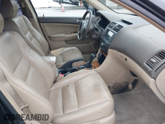 2005 Honda Accord EX-L z VIN 1HGCM66895A024334, wystawiony jako IAAI lot #42131971 z przebiegiem 241 276 mil mil oraz . Historia ofert i sprzedaży dostępna na DreamBid. Obrazek 5.
