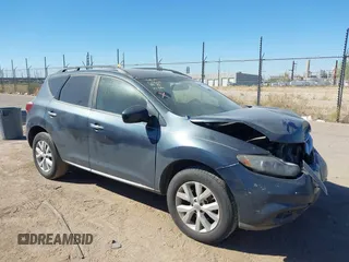 2013 Nissan Murano SL z VIN JN8AZ1MU7DW214116, wystawiony jako IAAI lot #40672689 z przebiegiem Nie podano mil oraz . Historia ofert i sprzedaży dostępna na DreamBid. Obrazek 1.