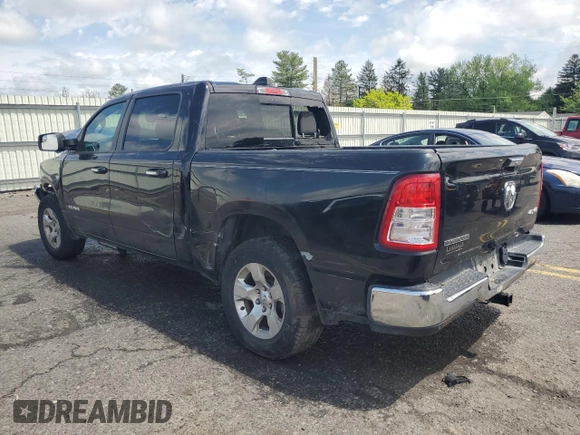 2020 Ram 1500 Big Horn z VIN 1C6RRFFGXLN300261, wystawiony jako Copart lot #57476265 z przebiegiem 103 082 mil mil oraz Szkoda całkowita • Salvage title. Historia ofert i sprzedaży dostępna na DreamBid. Obrazek 2.