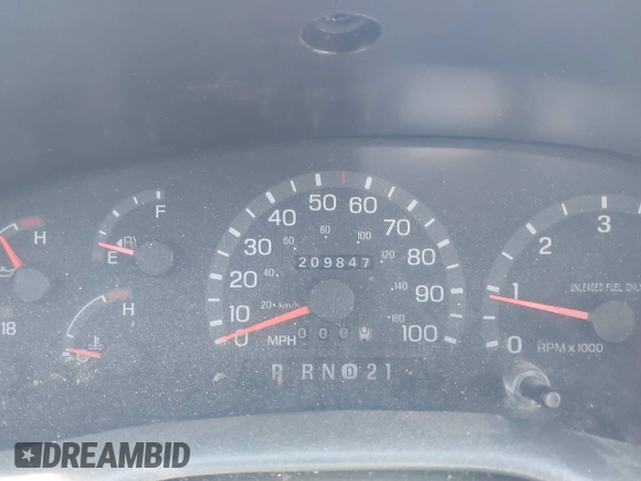1997 Ford F-150 XL with VIN 1FTDX1861VNA45664, listed as a IAAI auction lot 42005279 with 209,847 mi miles. Bid and sale history available at carsss.com. Image 7.