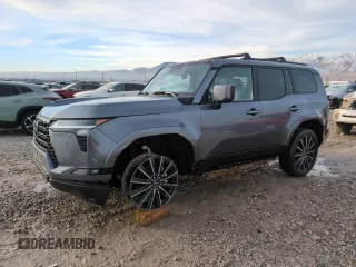 2024 Lexus GX 550 Luxury z VIN JTJVBCDX7R5015696, wystawiony jako Copart lot #84212664 z przebiegiem 2 229 mil mil oraz Szkoda całkowita • Salvage title. Historia ofert i sprzedaży dostępna na DreamBid. Obrazek 1.