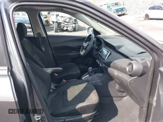 2021 Nissan Kicks S with VIN 3N1CP5BV6ML544383, listed as a IAAI auction lot 41745364 with 46,387 mi miles. Bid and sale history available at carsss.com. Image 5.
