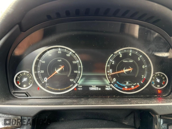2015 BMW X6 xDrive50i with VIN 5UXKU6C59F0F93634, listed as a Copart auction lot 68158794 with 109,923 mi miles and Clean Title. Bid and sale history available at carsss.com. Image 8.