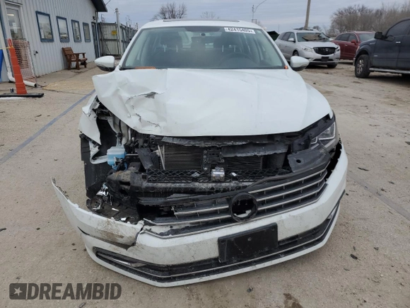 2019 Volkswagen Passat 2.0T Wolfsburg Edition with VIN 1VWLA7A37KC010650, listed as a Copart auction lot 42415405 with 26,305 mi miles and Salvage Title. Bid and sale history available at carsss.com. Image 5.
