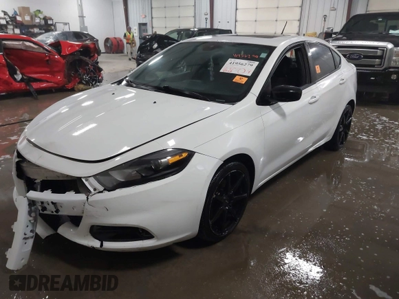 2015 Dodge Dart SXT z VIN 1C3CDFBB5FD253081, wystawiony jako IAAI lot #41956279 z przebiegiem 177 608 mil mil oraz . Historia ofert i sprzedaży dostępna na DreamBid. Obrazek 2.