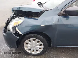 2016 Nissan Versa S with VIN 3N1CN7AP3GL812976, listed as a IAAI auction lot 41269955 with 178,968 mi miles. Bid and sale history available at carsss.com. Image 17.