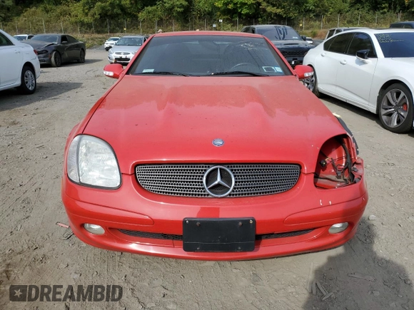 2002 Mercedes-Benz SLK-Class 2.3L Kompressor with VIN WDBKK49F22F249805, listed as a Copart auction lot 71058304 with 57,850 mi miles and Salvage Title. Bid and sale history available at carsss.com. Image 5.