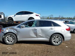 2014 Toyota Venza LE with VIN 4T3ZA3BB4EU086629, listed as a IAAI auction lot 41746517 with 204,028 mi miles. Bid and sale history available at carsss.com. Image 14.