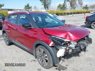 2020 Nissan Kicks SR with VIN 3N1CP5DV5LL536903, listed as a IAAI auction lot 41778615 with 90,744 mi miles. Bid and sale history available at carsss.com. Image 1.