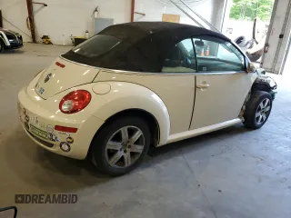 2006 Volkswagen Beetle with VIN 3VWRG31Y56M322614, listed as a Copart auction lot 60537135 with 85,018 mi miles and Salvage title. Bid and sale history available at DreamBid. Image 3.