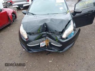2018 Ford Fiesta SE z VIN 3FADP4BJ0JM104163, wystawiony jako IAAI lot #42306860 z przebiegiem 45 992 mil mil oraz . Historia ofert i sprzedaży dostępna na DreamBid. Obrazek 6.