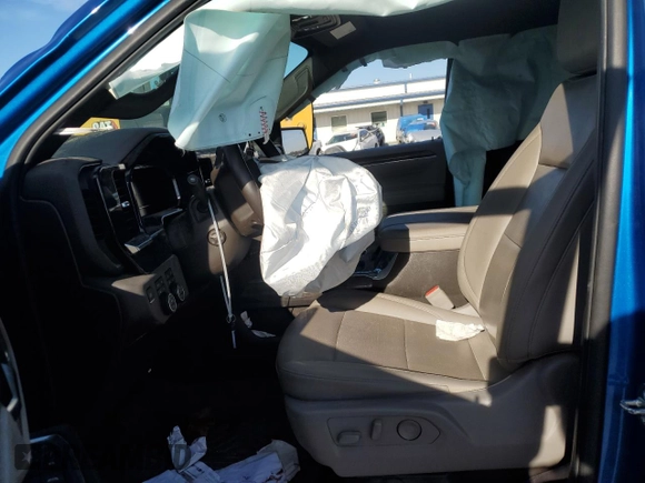 2023 Chevrolet Silverado 1500 LTZ with VIN 1GCUDGE87PZ249074, listed as a Copart auction lot 48901745 with 30,705 mi miles and Salvage Title. Bid and sale history available at DreamBid. Image 7.