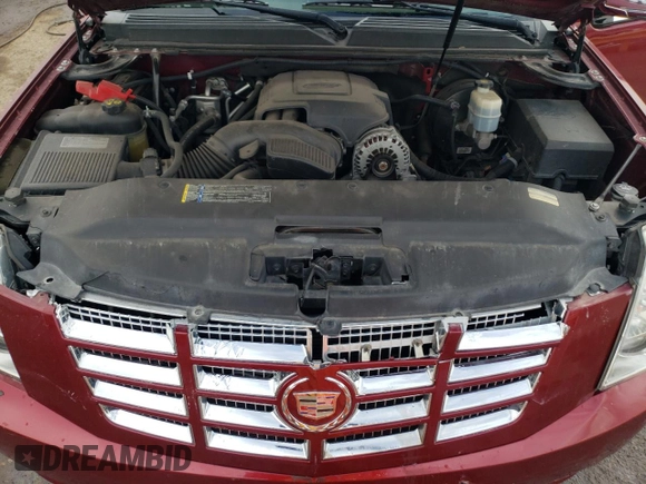 2011 Cadillac Escalade Premium z VIN 1GYS4CEFXBR191558, wystawiony jako Copart lot #42773755 z przebiegiem 107 057 mil mil oraz Szkody całkowita. Historia ofert i sprzedaży dostępna na DreamBid. Obrazek 12.