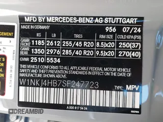 2025 Mercedes-Benz GLC with VIN W1NKJ4HB7SF247723, listed as a IAAI auction lot 41972320 with 3,549 mi miles. Bid and sale history available at carsss.com. Image 9.