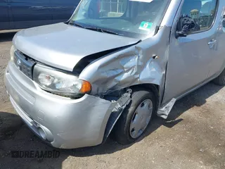 2011 Nissan Cube S z VIN JN8AZ2KR1BT205110, wystawiony jako IAAI lot #42152109 z przebiegiem 92 493 mil mil oraz . Historia ofert i sprzedaży dostępna na DreamBid. Obrazek 6.
