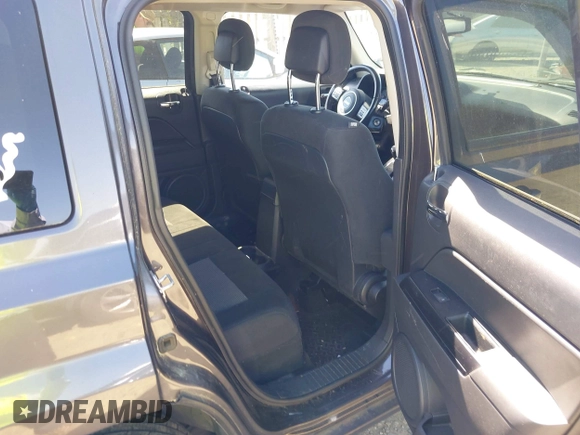 2017 Jeep Patriot High Altitude with VIN 1C4NJRFB8HD190411, listed as a IAAI auction lot 42145467 with 149,293 mi miles. Bid and sale history available at carsss.com. Image 8.