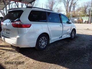 2018 Toyota Sienna XLE Auto Access Seat с VIN 5TDYZ3DC6JS905338, выставлен на аукционе IAAI как лот 42071334 с пробегом 51 604 миль миль и . История ставок и продаж доступна на DreamBid. Изображение 4.