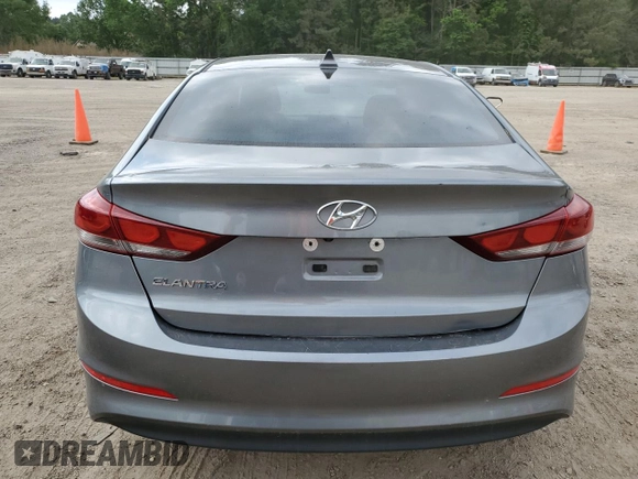 2018 Hyundai Elantra SEL z VIN KMHD84LFXJU599741, wystawiony jako Copart lot #53641575 z przebiegiem 56 600 mil mil oraz Szkoda całkowita • Salvage title. Historia ofert i sprzedaży dostępna na DreamBid. Obrazek 6.
