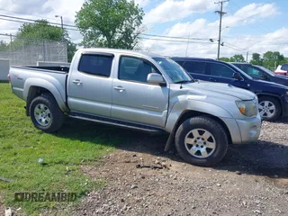 2009 Toyota Tacoma with VIN 3TMLU42N19M034332, listed as a IAAI auction lot 42157119 with 195,272 mi miles and . Bid and sale history available at DreamBid. Image 1.