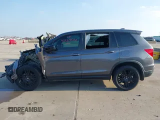 2019 Honda Passport Sport with VIN 5FNYF7H23KB000613, listed as a IAAI auction lot 41524588 with Not Provided miles and . Bid and sale history available at carsss.com. Image 15.