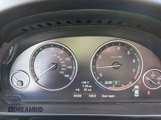 2013 BMW 5 Series 528i with VIN WBAXG5C50DDY34618, listed as a IAAI auction lot 41665956 with 85,088 mi miles and . Bid and sale history available at carsss.com. Image 7.