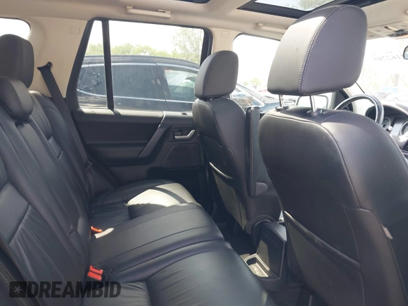 2013 Land Rover LR2 HSE Lux z VIN SALFT2BG6DH364284, wystawiony jako IAAI lot #42162205 z przebiegiem 75 983 mil mil oraz . Historia ofert i sprzedaży dostępna na DreamBid. Obrazek 8.