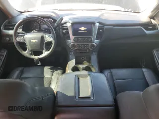 2018 Chevrolet Tahoe LT z VIN 1GNSCBKC5JR341076, wystawiony jako Copart lot #57123295 z przebiegiem 134 055 mil mil oraz Szkoda całkowita • Salvage title. Historia ofert i sprzedaży dostępna na DreamBid. Obrazek 8.