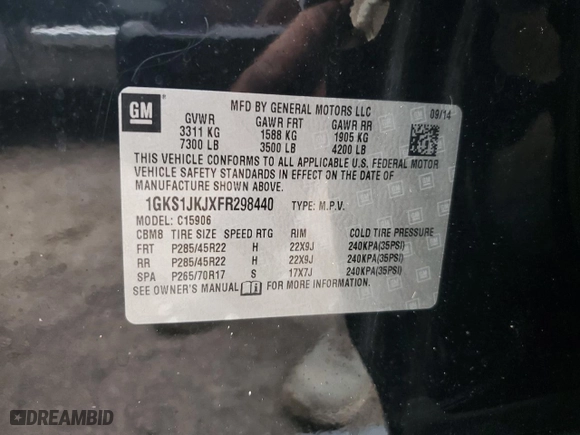 2015 GMC Yukon XL Denali with VIN 1GKS1JKJXFR298440, listed as a Copart auction lot 74685984 with 0 mi miles and Salvage Title. Bid and sale history available at carsss.com. Image 14.