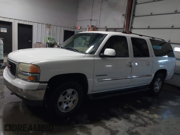 2000 GMC Yukon XL SLT with VIN 3GKEC16T7YG112844, listed as a IAAI auction lot 41374619 with 310,321 mi miles and . Bid and sale history available at DreamBid. Image 15.