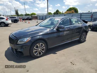 2016 Mercedes-Benz C 300 Luxury z VIN WDDWF4KB0GR137921, wystawiony jako Copart lot #60397965 z przebiegiem 73 947 mil mil oraz Szkoda całkowita • Salvage title. Historia ofert i sprzedaży dostępna na DreamBid. Obrazek 1.