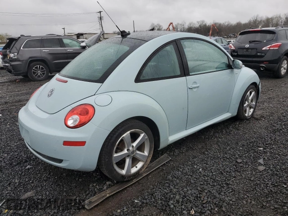 2010 Volkswagen Beetle с VIN 3VWRG3AG3AM033487, выставлен на аукционе Copart как лот 52022215 с пробегом 109 074 миль миль и Списание • Salvage title. История ставок и продаж доступна на DreamBid. Изображение 3.