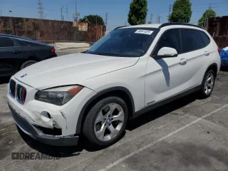 2014 BMW X1 sDrive28i z VIN WBAVM1C51EVW49496, wystawiony jako Copart lot #59041825 z przebiegiem 99 756 mil mil oraz Szkoda całkowita • Salvage title. Historia ofert i sprzedaży dostępna na DreamBid. Obrazek 1.