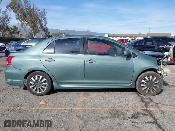 2008 Toyota Yaris with VIN JTDBT923281199585, listed as a IAAI auction lot 41404076 with 207,142 mi miles. Bid and sale history available at carsss.com. Image 13.